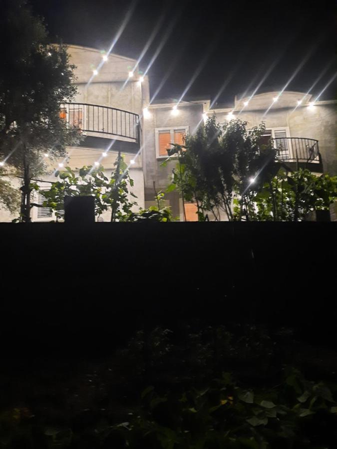 Bujtina Lugina E Vjoses Vila Përmet Exterior foto